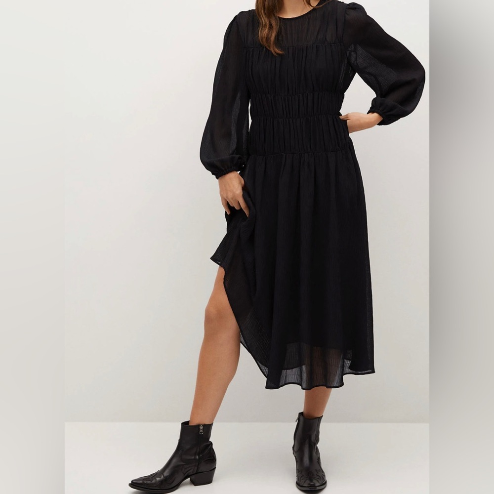 This dress is very beautiful and can be worn with heels or boots!!!